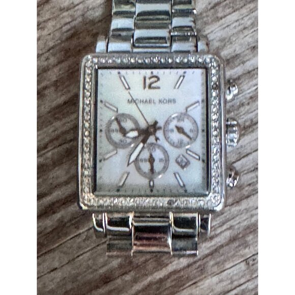 MICHAEL KORS MK-5350 Women's Watch MOP Dial Rhinestone Bezel New Battery - Picture 9 of 10